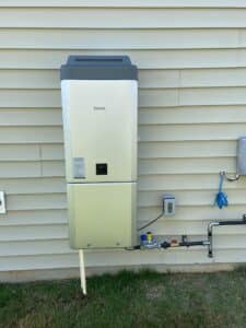 Rinnai tankless heater installed outside